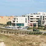 Apartment With Ocean View