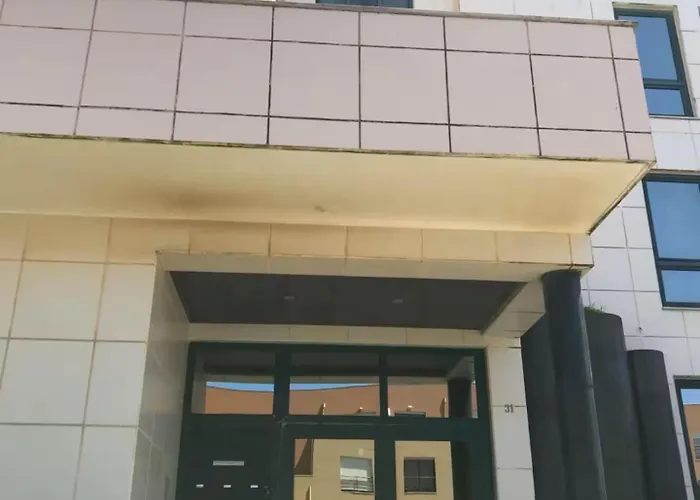 With Ocean View 明德卢