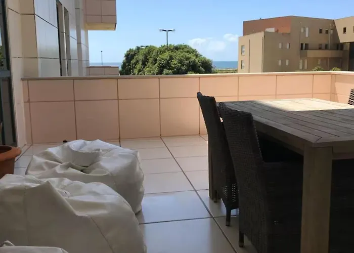 Apartment With Ocean View