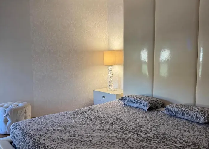 Apartment With Ocean View *